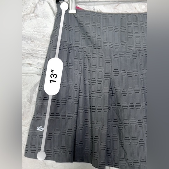 bolle | Women’s Athletic Pleated High Performance Gray Tennis Skort, Size S - Picture 9 of 12